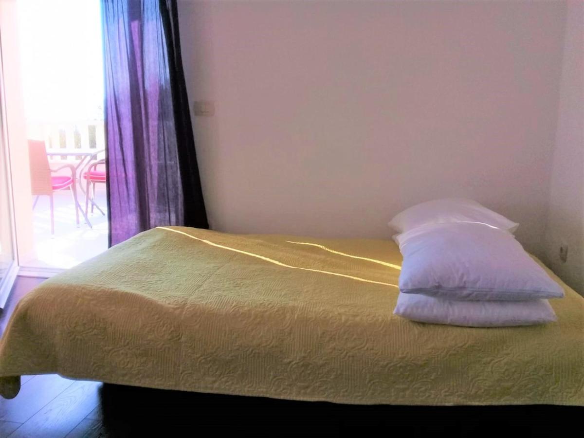 Studio Apartment Brela Extérieur photo